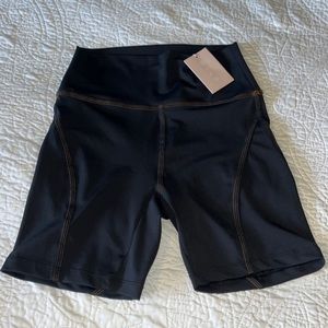 NWT Willow Spandex Biking Shorts Black & Rust Womens Size Medium